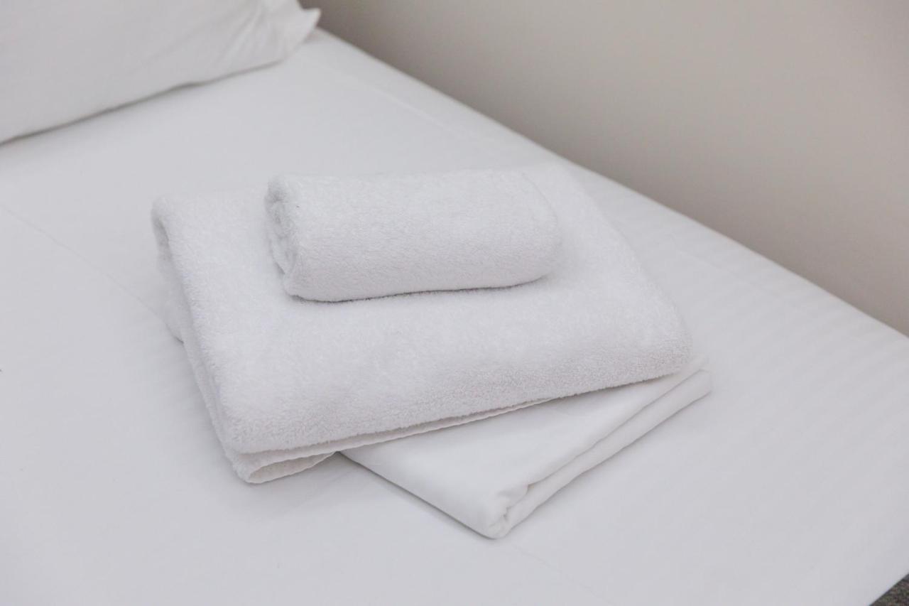 Hotel Kutko Панчево Экстерьер фото